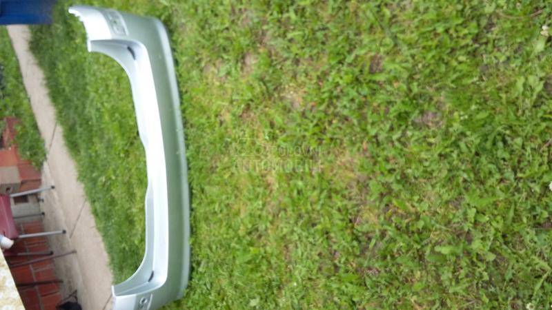 zadnji branik astra h