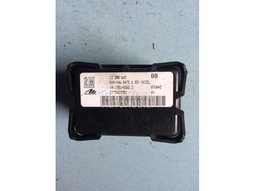 Senzor zanosenja  13208665 za Opel Zafira, Astra H