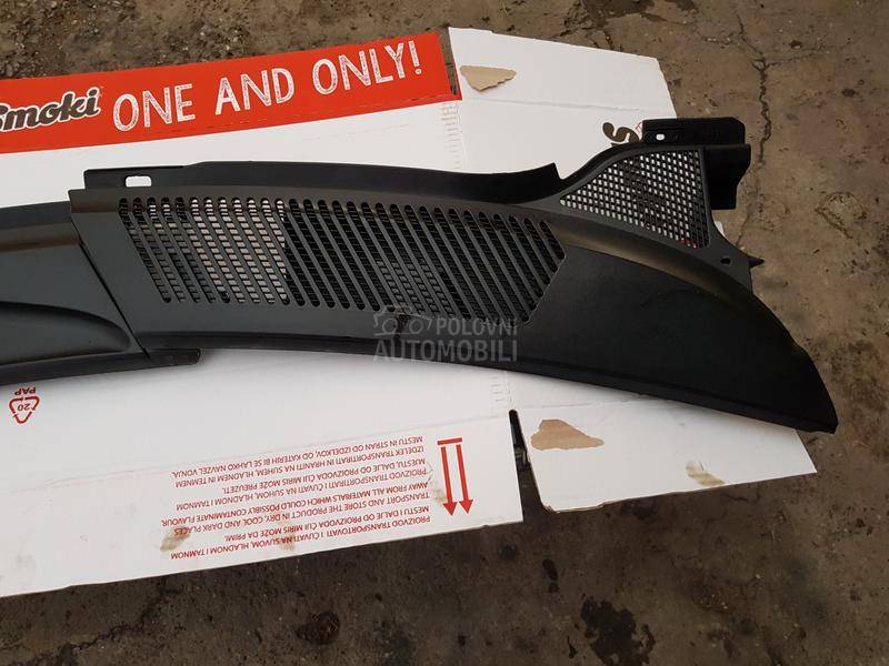 ZASTITNA PLASTIKA BRISAČA