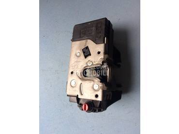 Brava vrata zadnja leva za Opel Signum, Vectra C