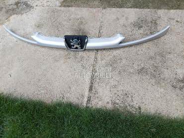MASKA SA ZNAKOM za Peugeot 206