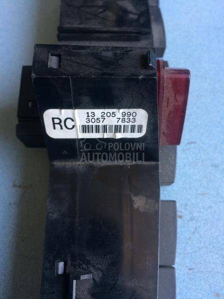 Prekidac sva 4 migavca