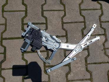 Prednji desni podizac za Opel Astra H