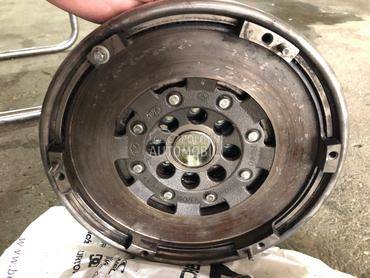 plivajuci zamajac W169 W245 za Mercedes Benz A Klasa, A 160, A 180 ... od 2004. do 2012. god.