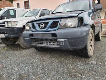 Branik za Nissan Terrano