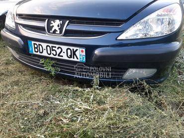 prednji branik za Peugeot 607