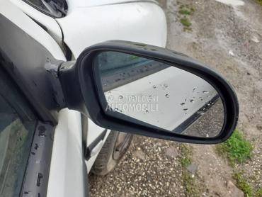 desni retrovizor za Citroen Saxo