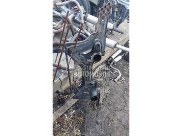 Prednji trap za Volkswagen Polo