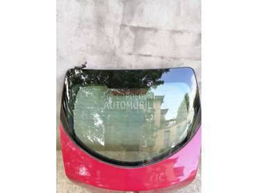 zadnje staklo za Alfa Romeo GT