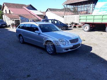 Mercedes Benz E Klasa -  kompletan auto u delovima