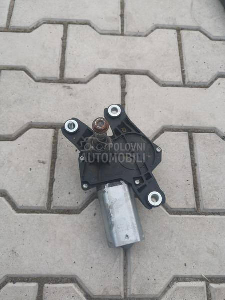 motor brisaca P12 hb/w