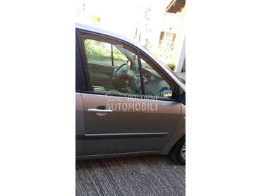 Prednja desna vrata za Renault Scenic