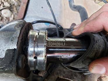 ZADNJI AMORTIZERI I BOMBE za Citroen C5