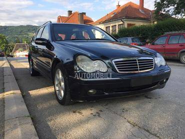 Mercedes Benz C Klasa CDI 2003. god. -  kompletan auto u delovima