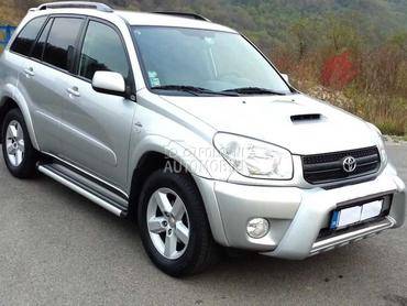 Toyota RAV 4 2005. god. -  kompletan auto u delovima
