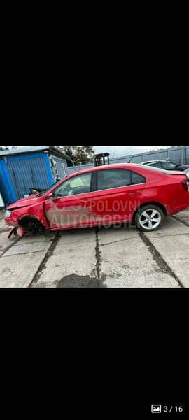 Škoda Rapid -  kompletan auto u delovima