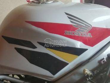 Rezervoar Honda CBR F3