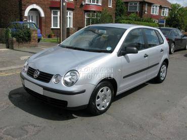 Volkswagen Polo 2004. god. -  kompletan auto u delovima