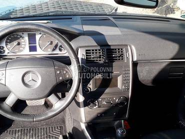 Instrument tabla za Mercedes Benz B Klasa od 2006. do 2011. god.