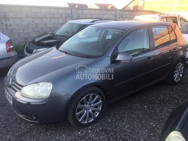 Volkswagen Golf 5 -  kompletan auto u delovima