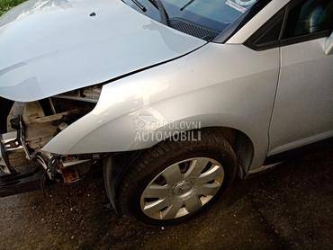 levo krilo c4 vozacevo za Citroen C4