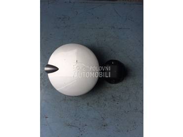 Poklopac rezervoara za Opel Vectra C