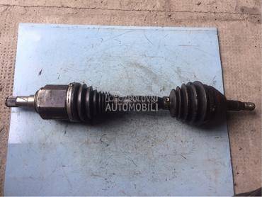 Poluosovina leva 1.9cdti za Opel Zafira, Astra H