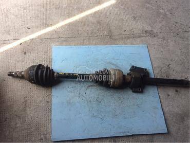 Poluosovina desna 1.9cdti za Opel Zafira, Astra H