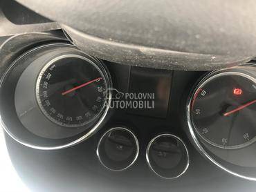 km sat za Opel Insignia