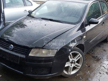 Fiat Stilo -  kompletan auto u delovima