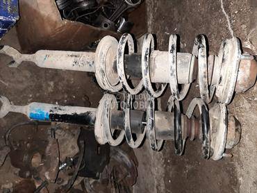 Prendji amortizeri za Volkswagen Passat B5.5