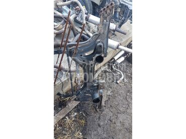 Prednji trap za Volkswagen Polo