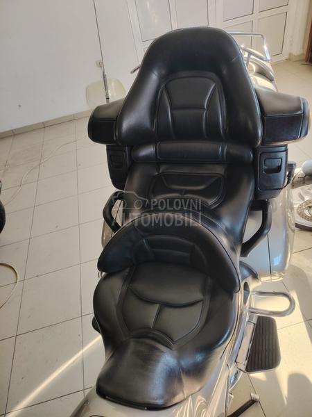 Honda gl 1800 goldwing