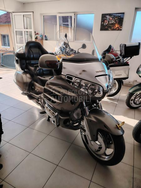 Honda gl 1800 goldwing
