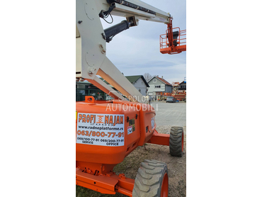 Grove JLG  E600JP