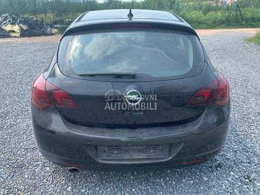 gepek staklo za Opel Astra J