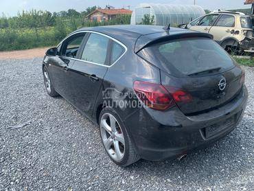 polustranica za Opel Astra J