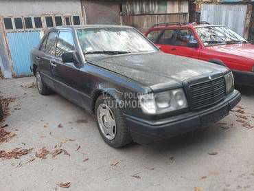 Mercedes Benz 190 -  kompletan auto u delovima