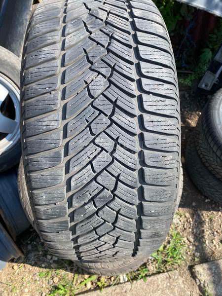 Fulda 245/40 R18 Zimska