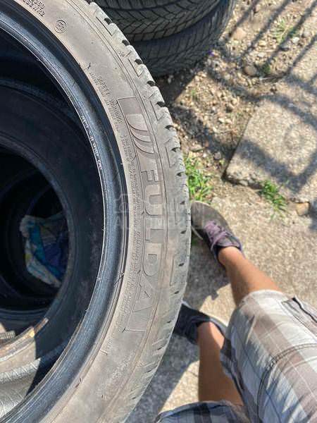 Fulda 245/40 R18 Zimska
