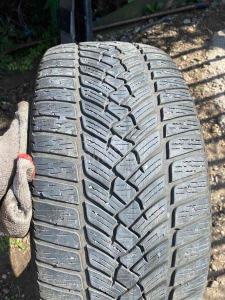 Fulda 245/40 R18 Zimska
