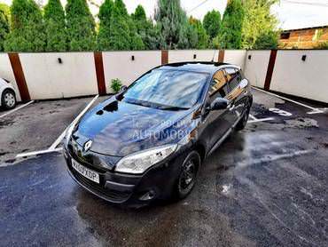 Limarija branik far krilo prsa za Renault Megane od 2010. do 2015. god.