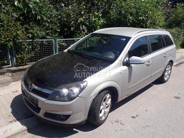 Opel Astra H -  kompletan auto u delovima