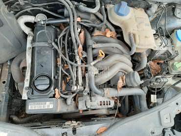 Kompletan motor 2.0 8V za Volkswagen Passat B5.5