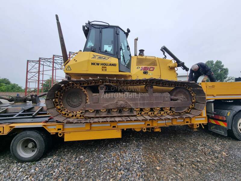 New Holland D180