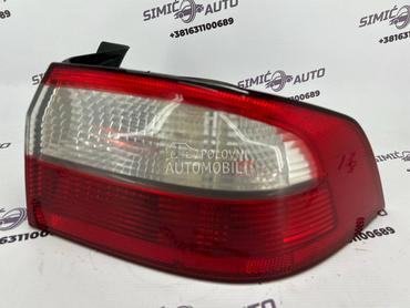 Stop svetlo desno (hečbek) za Renault Laguna od 2000. do 2005. god.
