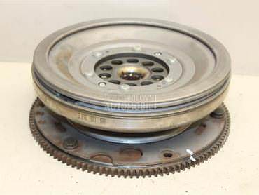 Zamajac za Audi A5 od 2008. do 2016. god.