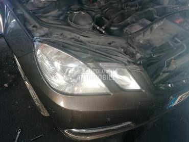 Far Svetla W212 Delovi za Mercedes Benz E Klasa