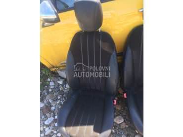 enterijer za Lancia Delta od 2008. do 2015. god.