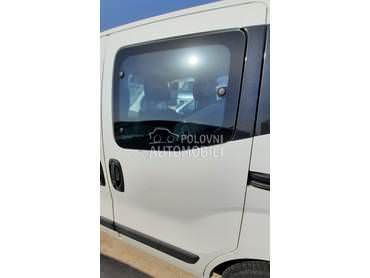 Zadnja leva klizna vrata za Fiat Qubo